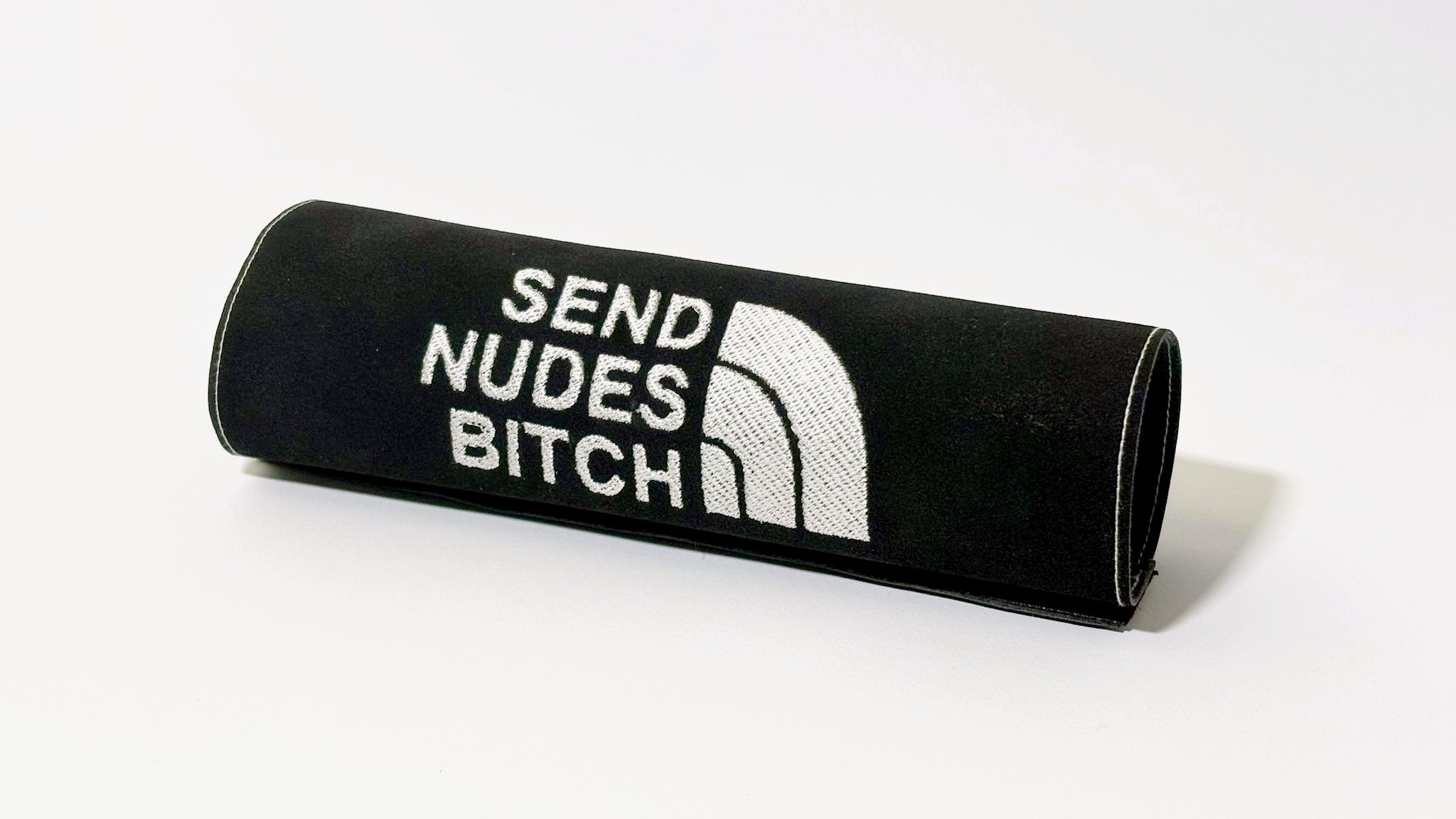 Send N*des B*tch - Lenkerpolster